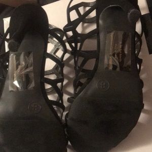 Mossimo NWOT but i do have box sz 8 black heels